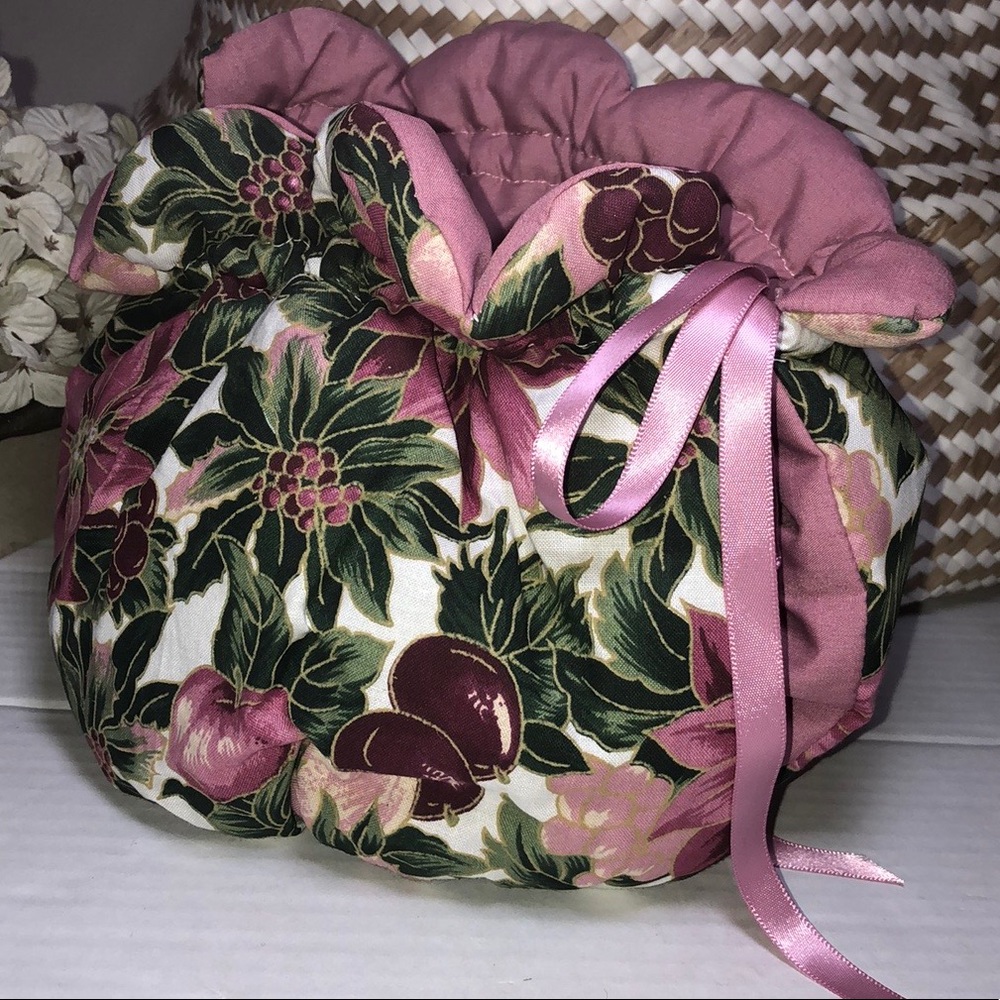 Handmade Tea Cozy 🌸 - Picture 8 of 12